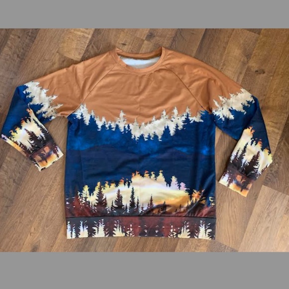 Boutique Tops - Landscape Pullover